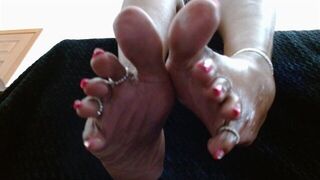 Foot Massage Turns me on - porn video